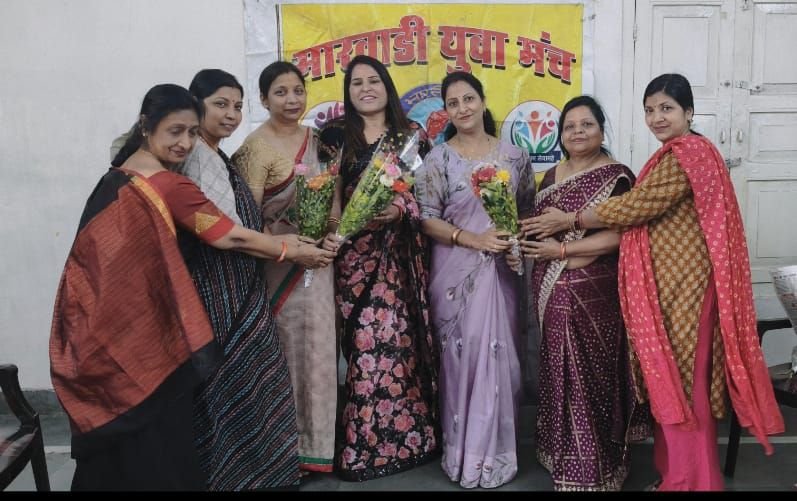 अंबिकापुर की मारवाड़ी युवा मंच महिला जागृति शाखा के नए सत्र के चुनाव संपन्न.सरला गर्ग को बनाया गया अध्यक्ष. वरिष्ठ समाज सेविका सीमा अग्रवाल की उपस्थिति में संपन्न हुए चुनाव. राष्ट्रीय स्तर पर सक्रिय शाखा के रूप में जानी जाती है अंबिकापुर महिला जागृति kshititech