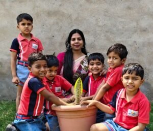 8 अप्रैल को बाराद्वार के प्रतिष्ठित सीबीएसई एशियन वर्ल्ड स्कूल में हुआ फाऊंडेशन डे का भव्य आयोजन. विद्यार्थियों ने भी दी सुंदर प्रस्तुति. विद्यालय के बच्चों ने वृक्षारोपण का भी किया महती कार्य kshititech