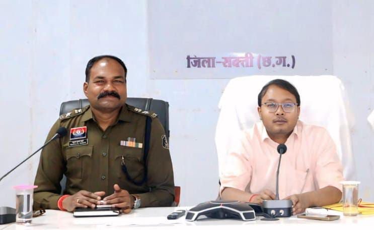 वेदांता पावर प्लांट में बॉयलर दुर्घटना: जिला प्रशासन की तत्परता से राहत-बचाव कार्य प्रभावी, घायलों का इलाज जारी.जिला प्रशासन की त्वरित कार्रवाई से वेदांता प्लांट हादसे में हालात नियंत्रण में.कलेक्टर ने मजिस्ट्रियल जांच के दिए आदेश kshititech