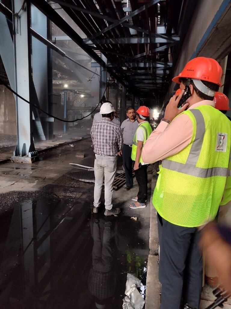 वेदांता पावर प्लांट में बॉयलर दुर्घटना: जिला प्रशासन की तत्परता से राहत-बचाव कार्य प्रभावी, घायलों का इलाज जारी.जिला प्रशासन की त्वरित कार्रवाई से वेदांता प्लांट हादसे में हालात नियंत्रण में.कलेक्टर ने मजिस्ट्रियल जांच के दिए आदेश kshititech