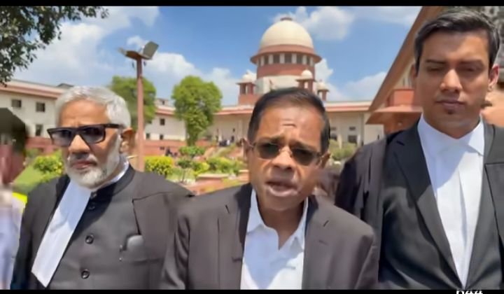 रामावतार जग्गी हत्याकांड-20 अप्रैल को अमित जोगी के मामले में सुप्रीम कोर्ट करेगा सुनवाई.अमित जोगी ने लगाई थी याचिका. 6 अप्रैल को अमित जोगी ने दी जानकारी. 25 मार्च एवं 2 अप्रैल के दोनों आदेशों को अगली सुनवाई के लिए किया गया है सूचीबद्ध kshititech