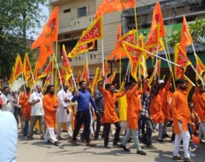 विद्युत मंडल कार्यालय परिवार शक्ति ने हनुमान जन्मोत्सव पर किया भव्य कार्यक्रम. शोभायात्रा.भंडारा प्रसाद के साथ ही भजन संध्या भी हुई संपन्न. शोभा यात्रा में बजरंगबली के जयकारों से गूंज उठा पूरा शहर kshititech