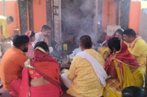 विद्युत मंडल कार्यालय परिवार शक्ति ने हनुमान जन्मोत्सव पर किया भव्य कार्यक्रम. शोभायात्रा.भंडारा प्रसाद के साथ ही भजन संध्या भी हुई संपन्न. शोभा यात्रा में बजरंगबली के जयकारों से गूंज उठा पूरा शहर kshititech