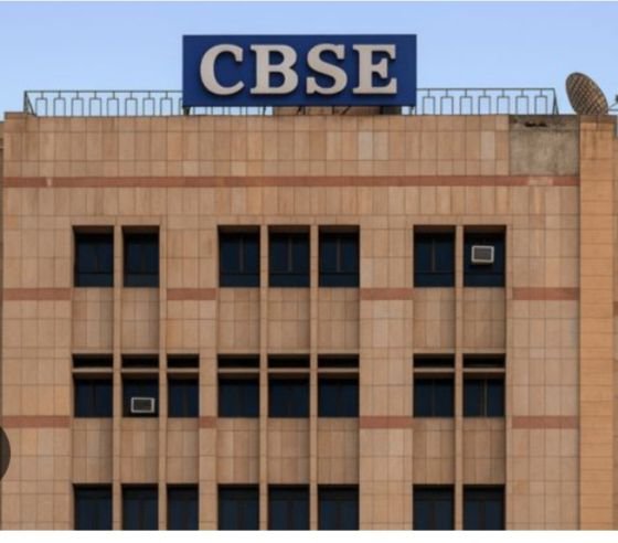 CBSE बोर्ड का बड़ा फैसला-नई शिक्षा नीति के तहत तीसरी भाषा पर जोर. एक सप्ताह में सभी स्कूलों में लागू करना होगा पाठ्यक्रम. 9 अप्रैल को नोटिफिकेशन हो गया जारी CBSE बोर्ड का बड़ा फैसला-नई शिक्षा नीति के तहत तीसरी भाषा पर जोर. एक सप्ताह में सभी स्कूलों में लागू करना होगा पाठ्यक्रम. 9 अप्रैल को नोटिफिकेशन हो गया जारी kshititech