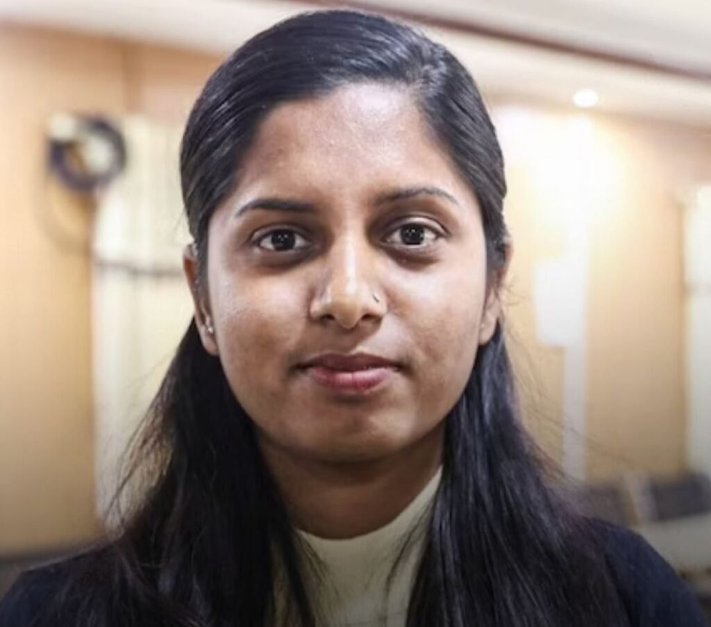 महज 25 वर्ष की उम्र में ही रेखा बनी नेपाल लोकसभा की डिप्टी स्पीकर. राजनीति के क्षेत्र में पूरी दुनिया में रचा एक नया कीर्तिमान महज 25 वर्ष की उम्र में ही रेखा बनी नेपाल लोकसभा की डिप्टी स्पीकर. राजनीति के क्षेत्र में पूरी दुनिया में रचा एक नया कीर्तिमान kshititech