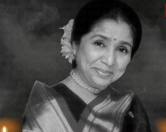 नहीं रही सुरों की मल्लिका आशा भोसले. 12 अप्रैल को 92 वर्ष की उम्र मिली अंतिम सांस.सोमवार को होगा अंतिम संस्कार. 12000 से ज्यादा गाने गाए थे आशा भोसले ने. हार्ट अटैक से हुआ निधन kshititech