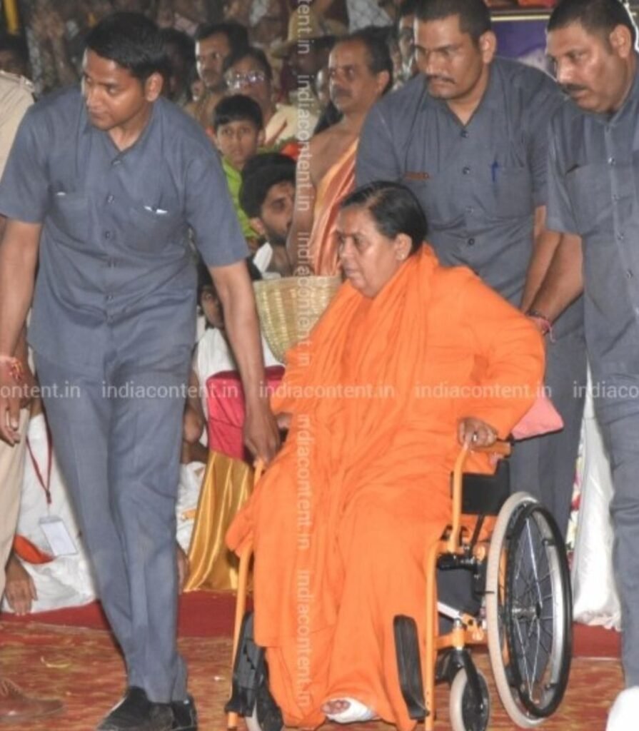 मथुरा और झांसी रेलवे स्टेशनों की अव्यवस्थाओं पर भड़की पूर्व मुख्यमंत्री उमा भारती. रेल मंत्री अश्विनी वैष्णव को लिखा पत्र। बताई अपनी पीड़ा. उमा ने कहा- स्टेशन पर मेरे साथ यह स्थिति है तो आमजन के साथ क्या होता होगा kshititech