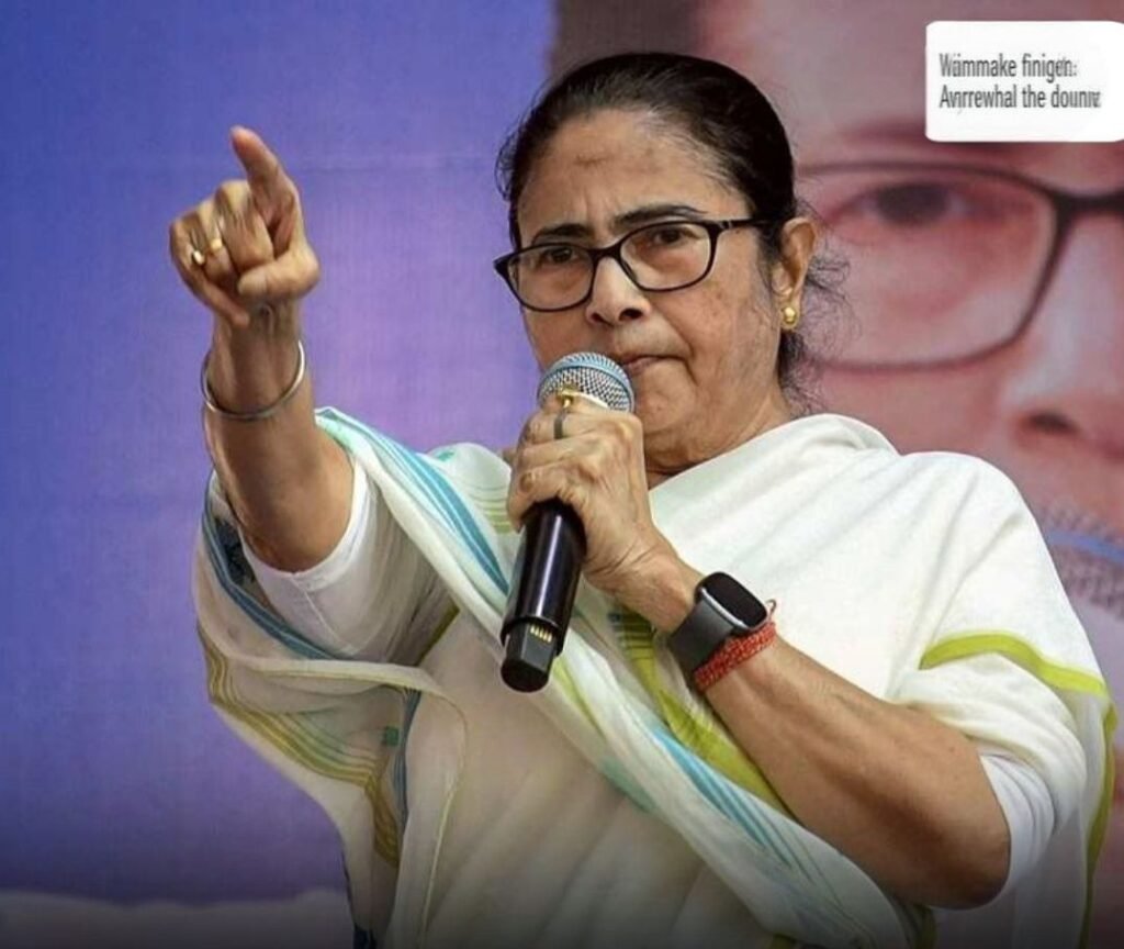 ममता की प्रशासनिक अधिकारियों को धमकी-ध्यान रखें मुझे सब पता है, आपका नाम और ठिकाना. सबका हिसाब होगा kshititech