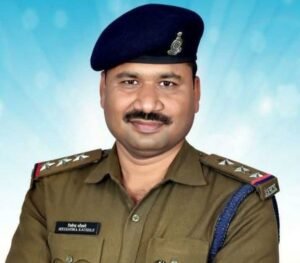 टीआई साहब ने जारी की सराफा दुकानदारों के लिए महत्वपूर्ण सूचना. कहां इस व्यक्ति से ना खरीदें पुराने जेवर. दीगर राज्यों के तीन लोग घूम रहे नकली माल खपाने kshititech