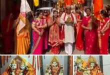 एक सदी से अधिक पुरानी आस्था की अमर गाथा को नया जीवन.श्री बांके बिहारी सहित 7 विग्रह की हुई स्थापना.भगवान श्री बांके बिहारी की निकली भव्य शोभायात्रा सैकड़ो की तादाद में श्रद्धालु झुमते नाचते दिखे. 175 साल पुराने मंदिर की संपन्न हुई विग्रह प्राण प्रतिष्ठा. ट्रस्ट के अध्यक्ष डॉ अशोक अग्रवाल ने दी जानकारी kshititech