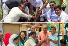 शनिवार को अपने जन्मदिन के मौके पर शक्ति&nbsp; के नगर पालिका अध्यक्ष ने किया पार्षदों के साथ वृक्षारोपण. स्वच्छता मित्रों एवं पालिका कर्मचारियों को कराया स्वल्पाहार. पार्षदों ने भी दी अध्यक्ष जी को बधाई. शुभकामनाओं से अभिभूत श्याम सुंदर ने कहा- हम सब मिलकर करेंगे शहर का विकास kshititech