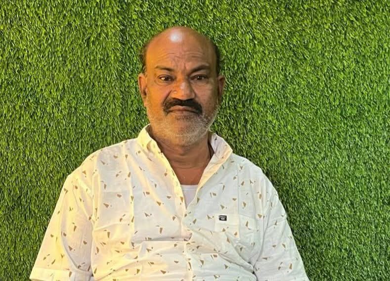 स्व. श्री राम प्रसाद यादव जी चंद्रपुर का दशकर्म चंदनपान कार्यक्रम 22 मई को चंद्रपुर में. पत्रकार नीलमणि यादव गोलू के पूज्य पिता थे राम प्रसाद जी. समाज बंधुओ सहित विभिन्न संगठनों एवं जनप्रतिनिधियों ने दी श्रद्धांजलि kshititech