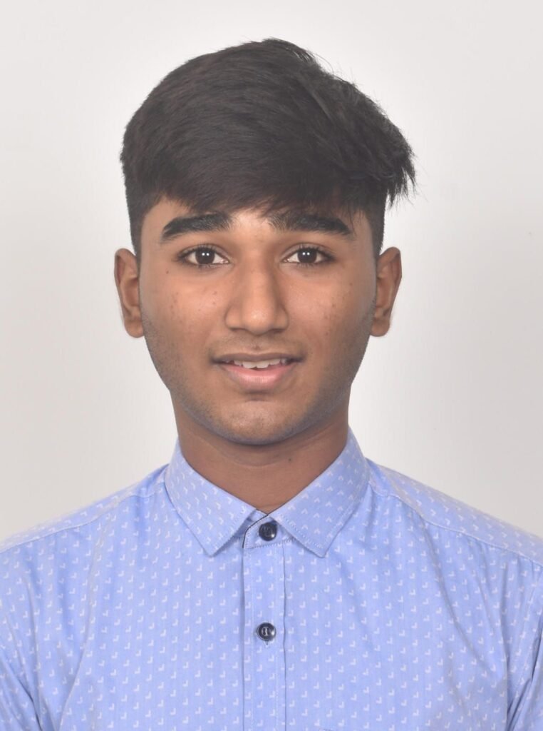 शक्ति के कंचनपुर स्थित जिंदल वर्ल्ड स्कूल के विद्यार्थियों ने सीबीएसई 12वीं बोर्ड की परीक्षाओं में किया उत्कृष्ट प्रदर्शन. बच्चों की सफलता पर विद्यालय प्रबंधन ने दी उज्जवल भविष्य की शुभकामनाएं. स्कूल के मेहनती शिक्षकों के मार्गदर्शन में विद्यार्थियों ने हासिल किया यह बड़ा मुकाम kshititech