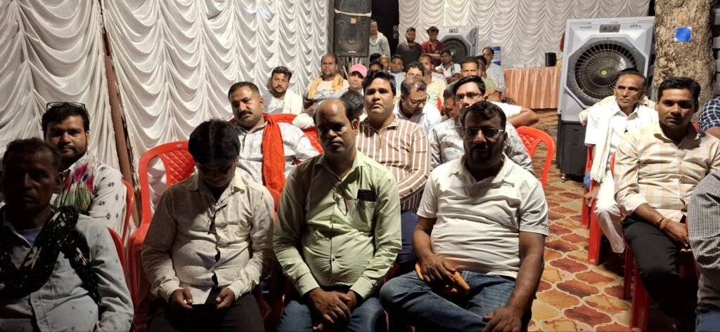 बिरला टायर बना किसानों की पहली पसंद शक्ति जिला मुख्यालय में 26 मई को आयोजित बिरला टायर के सम्मेलन में पहुंचे सैकड़ो कृषक. एस एन टायर ने किया था आयोजन. किसानों ने कहा- बिरला टायर सालों साल तक चलने वाला भरोसे का है उनका साथी. कंपनी के नए टायरों की भी हुई लॉन्चिंग. 35 सालों से बिरला टायर दुनिया के अनेकों देशो में है लोगों की पसंद बिरला टायर बना किसानों की पहली पसंद शक्ति जिला मुख्यालय में 26 मई को आयोजित बिरला टायर के सम्मेलन में पहुंचे सैकड़ो कृषक. एस एन टायर ने किया था आयोजन. किसानों ने कहा- बिरला टायर सालों साल तक चलने वाला भरोसे का है उनका साथी. कंपनी के नए टायरों की भी हुई लॉन्चिंग. 35 सालों से बिरला टायर दुनिया के अनेकों देशो में है लोगों की पसंद kshititech