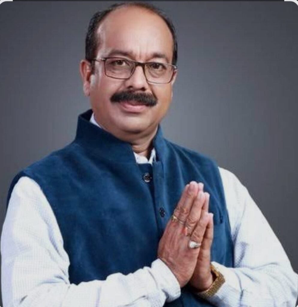 छत्तीसगढ़ के उपमुख्यमंत्री अरुण साव 29 मई को बम्हनीनडीह में भाजपा प्रत्याशी के पक्ष में करेंगे विशाल आम सभा. प्रभारी मंत्री सांसद सहित भाजपा के दिग्गज नेता रहेंगे मौजूद. भाजपा के जिला मीडिया विभाग ने दी जानकारी छत्तीसगढ़ के उपमुख्यमंत्री अरुण साव 29 मई को बम्हनीनडीह में भाजपा प्रत्याशी के पक्ष में करेंगे विशाल आम सभा. प्रभारी मंत्री सांसद सहित भाजपा के दिग्गज नेता रहेंगे मौजूद. भाजपा के जिला मीडिया विभाग ने दी जानकारी kshititech