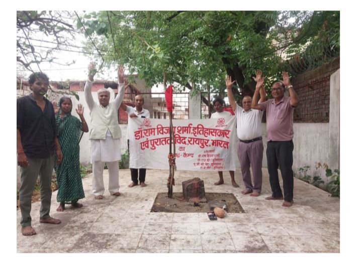 डॉ. राम विजय शर्मा ने मुर्गापाट देव पर किया ऐतिहासिक शोध डॉ. राम विजय शर्मा ने मुर्गापाट देव पर किया ऐतिहासिक शोध kshititech