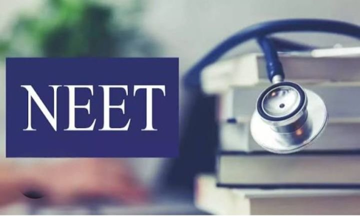 सबसे बड़ी खबर-पेपर लीक के बाद NEET UG परीक्षा हुई रद्द, 22 लाख छात्रों का अब क्या होगा? 22 लाख विद्यार्थियों ने दी थी परीक्षा. मामले की होगी सीबीआई से जांच kshititech
