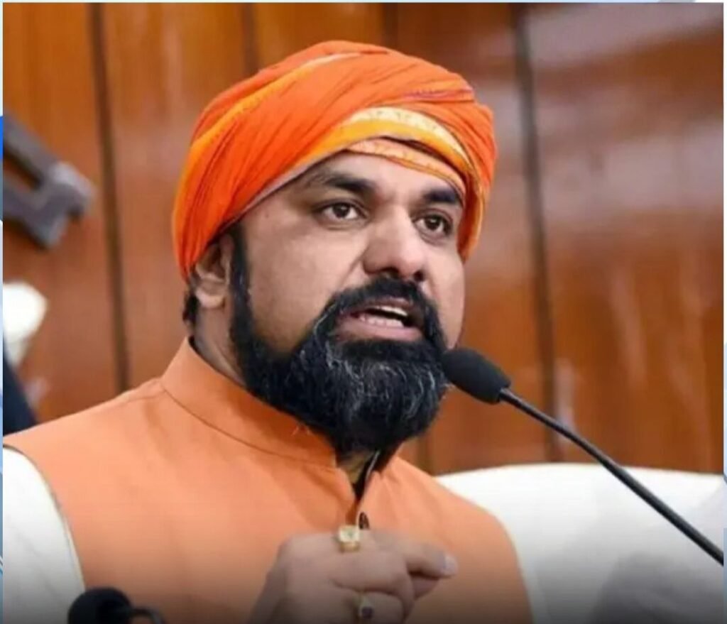 निजी स्कूलों की मनमानी पर सरकार चलाएंगी अनुशासन का डंडा. सार्वजनिक करनी होगी फीस की जानकारी.फीस बढ़ोतरी पर सरकार ने लगाया प्रतिबंध kshititech