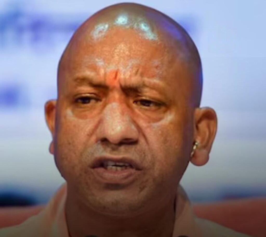 सरकारी दफ्तरों के एयर कंडीशनर का टेंपरेचर रखना होगा 24 से 26. मुख्यमंत्री योगी ने दिए बिजली बचाने के निर्देश. हफ्ते में 2 दिन वर्क फॉर होम के तहत होगा काम. अधिकारियों को दी सख्त हिदायत- पालन नहीं होने पर होगी कार्रवाई kshititech