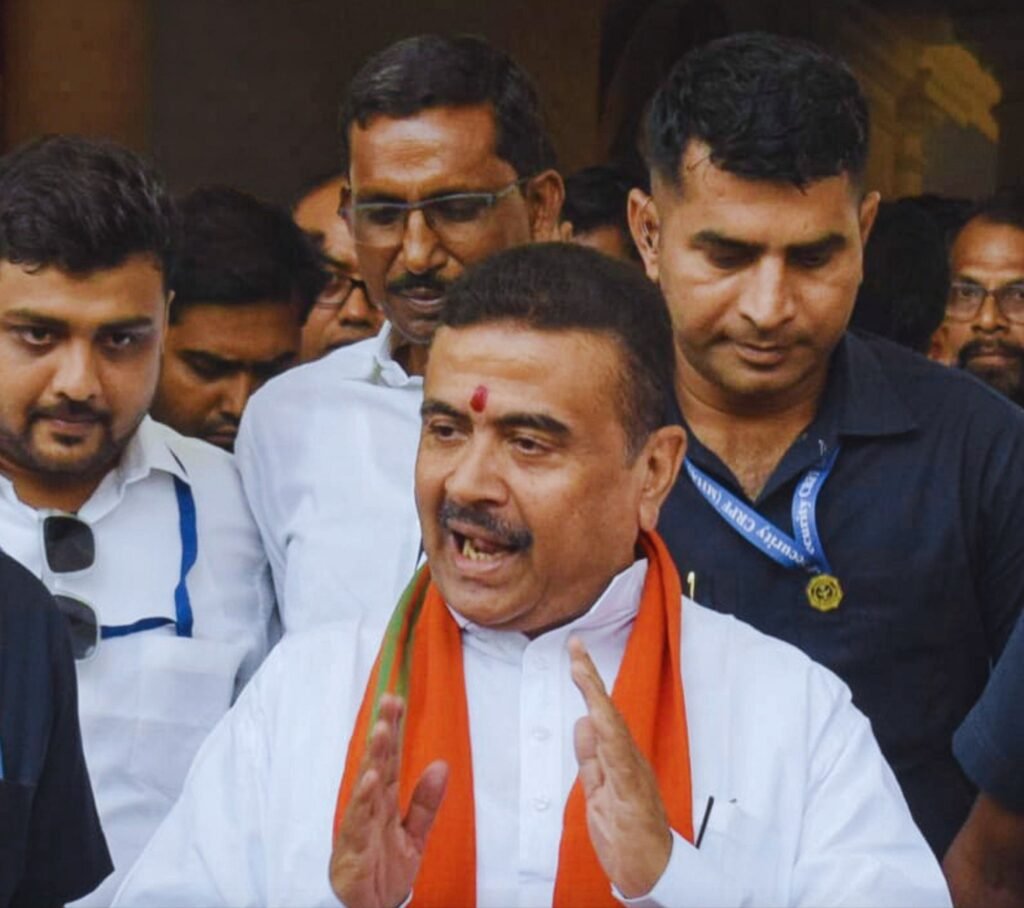1 जून से महिलाओं को मिलेंगे प्रति महीने ₹3000 रुपए. बंगाल की सरकार का बड़ा फैसला राज्य में धार्मिक आधार पर संस्थाओं को मिलने वाली सहायता राशि बंद. कर्मचारियों के सातवें वेतन आयोग को मिली मंजूरी. राज्य के इमाम और पुजारी को मिलने वाला वेतन बंद. सोमवार को सरकार ने लिए बड़े फैसले 1 जून से महिलाओं को मिलेंगे प्रति महीने ₹3000 रुपए. बंगाल की सरकार का बड़ा फैसला राज्य में धार्मिक आधार पर संस्थाओं को मिलने वाली सहायता राशि बंद. कर्मचारियों के सातवें वेतन आयोग को मिली मंजूरी. राज्य के इमाम और पुजारी को मिलने वाला वेतन बंद. सोमवार को सरकार ने लिए बड़े फैसले kshititech