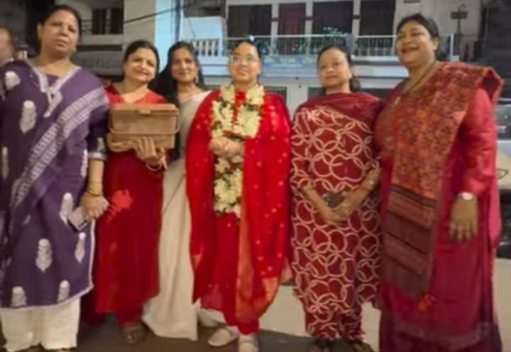 शक्ति में आज 19 मई से प्रारंभ होगा नानी बाई रो मायरो कार्यक्रम. वृंदावन निवासी दीदी राधा किशोरी जी के सानिध्य में श्याम रस धारा रोटी सेवा सनातन के सहायता आयोजित है कार्यक्रम. किशोरी जी के शक्ति आगमन पर सदस्यों ने किया उनका स्वागत kshititech