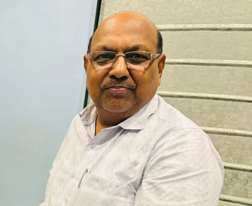 अखिल भारतीय अग्रवाल सम्मेलन के नए राष्ट्रीय उपाध्यक्ष बनाए गए कोलकाता के कैलाशपति तोदी.18 मई को दिल्ली में आयोजित राष्ट्रीय अधिवेशन में बसंत कुमार मित्तल ने दी जिम्मेदारी. 4 दशकों से सामाजिक क्षेत्र में सक्रिय रूप से कार्य कर रहे हैं कैलाश जी kshititech