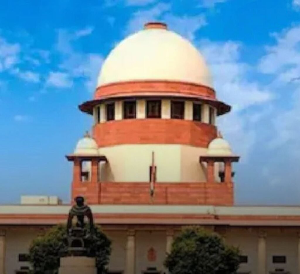 तारीख पर तारीख' अब और नहीं… सुप्रीम कोर्ट ने सभी हाईकोर्ट को दिए निर्देश, तीन महीने में सुनाना होगा रिजर्व फैसला. जमानत मिलने वाले कैदियों की रिहाई उसी दिन की जाए सुनिश्चित kshititech