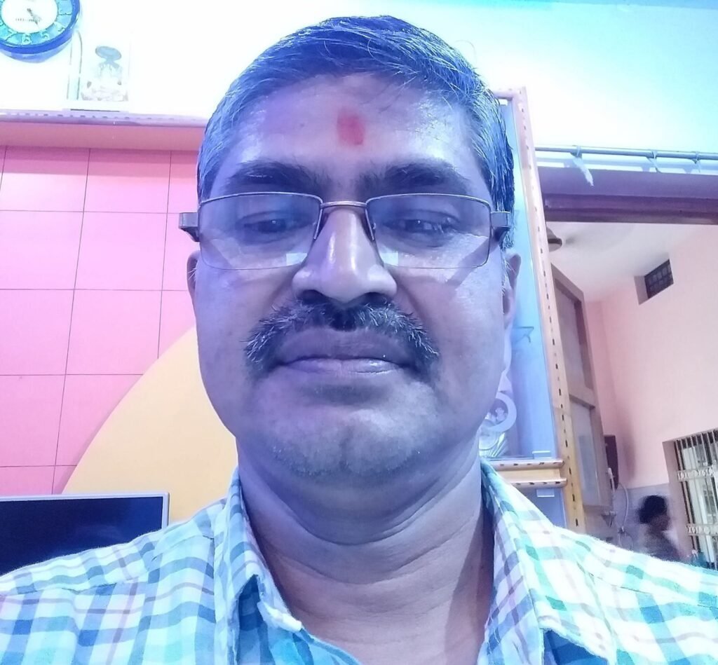 नगर निगम रायगढ़ के सचिव रामनारायण पटेल हुए आज 31 मई को सेवानिवृत्त. नगर निगम सहित नगरीय निकाय के अधिकारियों ने करी उज्जवल भविष्य की शुभकामनाएं. नगर पालिका शक्ति के भी मुख्य नगर पालिका अधिकारी रह चुके हैं पटेल जी. कर्तव्यनिष्ट अधिकारी के रूप में जाने जाते हैं रामनारायण पटेल kshititech