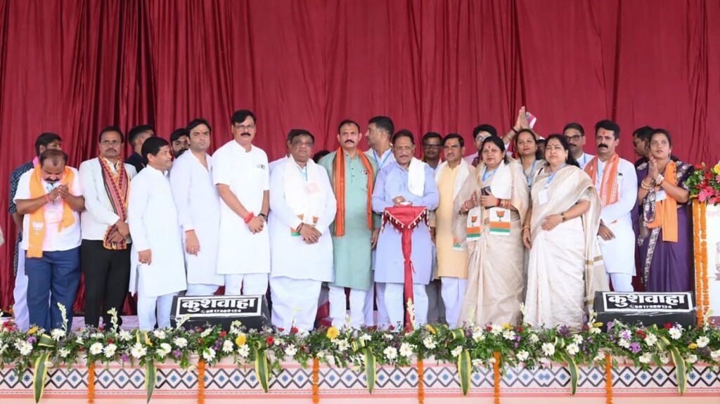 14 जून को मुख्यमंत्री विष्णु देव साय ने 14 जून को जांजगीर चांपा जिले के सत्य निज नाम सत्संग सम्मेलन में करी सहभागिता. नवागढ़ ब्लाक में किया विकास कार्यों का लोकार्पण भूमि पूजन. जिले को मिली करोड़ों रुपए की सौगात। सांसद. पूर्व विधायक सहित भाजपा जिला अध्यक्ष रहे मौजूद kshititech
