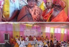 10 जून को छत्तीसगढ़ के मदकू द्वीप में हुआ विशाल संत सम्मेलन. छत्तीसगढ़ प्रदेश घर वापसी प्रमुख अंजू गबेल ने भी किया संत सम्मेलन को संबोधित. अंजू ने कहा- प्रदेश में सनातन धर्म की रक्षा के लिए लगातार प्रयासों की आवश्यकता.अवैध धनवंतरण के शिकार लोगों की हो रही घर वापसी.150 संतों की उपस्थिति में सनातन धर्म की रक्षा का लिया गया संकल्प kshititech