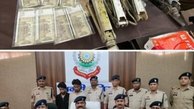 शक्ति जिले में दहशतगर्दी फैलाने वाले असामाजिक तत्वों को पुलिस ने किया गिरफ्तार. हाईटेक खोजबीन के बाद कारों का शीशा तोड़ने वाले बदमाश चढ़े पुलिस के हत्थे. पुलिस कप्तान के निर्देशन एडिशनल एसपी. एसडीओ पुलिस के मार्गदर्शन में मालखरौदा के टीआई प्रवीण सिंह राजपूत की बड़ी सफलता. प्रेस वार्ता में किया पुलिस ने खुलासा. 25 सीसी टीवी फुटेज एवं 400 मोबाइल खंगालने पर हुआ पूरा खुलासा kshititech