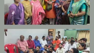 घर वापसी कार्यक्रम के पदाधिकारियो ने सुनी प्रधानमंत्री जी के मन की बात. बस्तर प्रवास के दौरान कार्यकर्ताओं के साथ राष्ट्रहित में किये जा रहे कार्यों से रूबरू हुए कार्यकर्ता. प्रबल प्रताप सिंह जूदेव के साथ पहुंची प्रदेश घर वापसी प्रमुख अंजू ग़बेल ने कहा- प्रधानमंत्री जी के मन की बात कार्यक्रम से बस्तर क्षेत्र में कार्यकर्ताओं में उत्साह kshititech