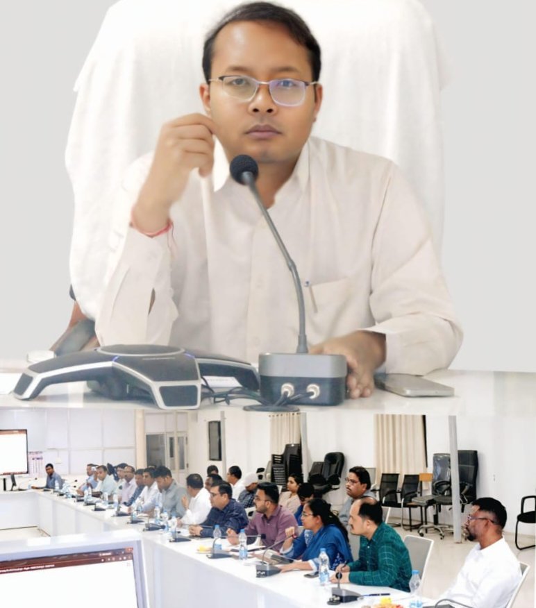 मंगलवार को शक्ति जिले के तीन बड़े अधिकारी हुए रिटायर- कलेक्टर तोपनो साहब ने समय सीमा की बैठक में तीनों अधिकारियों को शाल श्रीफल भेंट कर उज्जवल भविष्य की करी कामना. टीएल की मीटिंग में कलेक्टर साहब ने करी विभागीय कार्यों की समीक्षा. राजस्व मामलों के समय सीमा में निराकरण करने दिए निर्देश kshititech