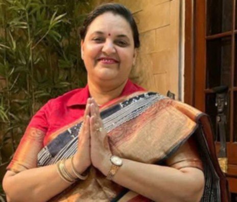 9 जून को अखिल भारतीय मारवाड़ी महिला सम्मेलन की रायगढ़ में संपन्न हुई प्रथम कार्यकारिणी बैठक. पूर्व प्रदेश अध्यक्ष श्रीमती उषा अग्रवाल शक्ति भी शामिल हुई बैठक में. उषा अग्रवाल ने कहा- छत्तीसगढ़ की इकाई ने राष्ट्रीय स्तर पर अपनी सक्रियता से बनाई है अलग पहचान 9 जून को अखिल भारतीय मारवाड़ी महिला सम्मेलन की रायगढ़ में संपन्न हुई प्रथम कार्यकारिणी बैठक. पूर्व प्रदेश अध्यक्ष श्रीमती उषा अग्रवाल शक्ति भी शामिल हुई बैठक में. उषा अग्रवाल ने कहा- छत्तीसगढ़ की इकाई ने राष्ट्रीय स्तर पर अपनी सक्रियता से बनाई है अलग पहचान kshititech