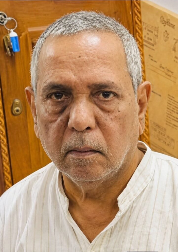 राष्ट्रीय स्वयंसेवक संघ के प्रांत कार्यवाह चंद्रशेखर देवांगन को पितृ शोक. पिता बंशीलाल देवांगन का हुआ निधन. प्रदेश के वित्त मंत्री ओपी चौधरी ने दी श्रद्धांजलि. राष्ट्रीय स्वयंसेवक संघ परिवार ने भी किया गहरा दुख व्यक्त kshititech