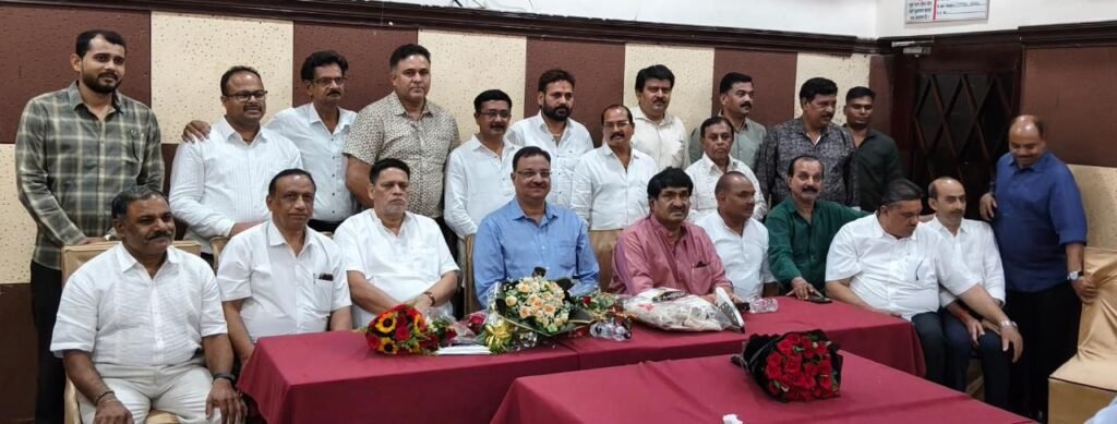 सर्व सोनार समाज बिलासपुर छत्तीसगढ़ द्वारा किया गया आईपीएस निर्विकार वर्मा के स्थानांतरण पर विदाई समारोह का आयोजन. शक्ति जिले के संघ के सदस्य भी शामिल हुए कार्यक्रम में सर्व सोनार समाज बिलासपुर छत्तीसगढ़ द्वारा किया गया आईपीएस निर्विकार वर्मा के स्थानांतरण पर विदाई समारोह का आयोजन. शक्ति जिले के संघ के सदस्य भी शामिल हुए कार्यक्रम में kshititech