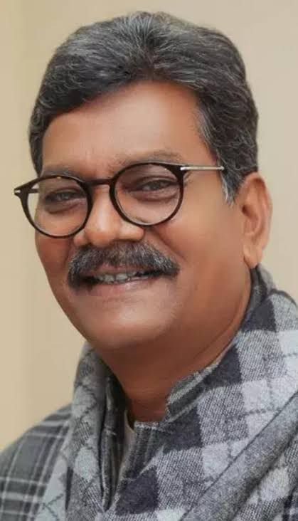 नेता प्रतिपक्ष महंत जी के प्रयासों से शक्ति विधानसभा क्षेत्र में नए निर्माण कार्यों को मिली स्वीकृति. विधायक प्रतिनिधि गिरधर जायसवाल ने दी जानकारी. ग्रामीण जनता ने किया अपने विधायक महंत जी का धन्यवाद नेता प्रतिपक्ष महंत जी के प्रयासों से शक्ति विधानसभा क्षेत्र में नए निर्माण कार्यों को मिली स्वीकृति. विधायक प्रतिनिधि गिरधर जायसवाल ने दी जानकारी. ग्रामीण जनता ने किया अपने विधायक महंत जी का धन्यवाद kshititech