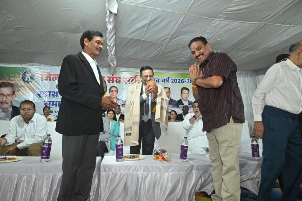 ऐतिहासिक रहा जिला अधिवक्ता संघ शक्ति का शपथ ग्रहण समारोह. प्रधान जिला सत्र न्यायाधीश जयदीप गर्ग ने कहा जल्द ही जेठा स्थित नए भवन में शिफ्ट होगा न्यायालय. युवा अधिवक्ता राहुल स्वर्णकार ने भी मंचीय व्यवस्था बनाने में करी सक्रिय भागीदारी ऐतिहासिक रहा जिला अधिवक्ता संघ शक्ति का शपथ ग्रहण समारोह. प्रधान जिला सत्र न्यायाधीश जयदीप गर्ग ने कहा जल्द ही जेठा स्थित नए भवन में शिफ्ट होगा न्यायालय. युवा अधिवक्ता राहुल स्वर्णकार ने भी मंचीय व्यवस्था बनाने में करी सक्रिय भागीदारी kshititech