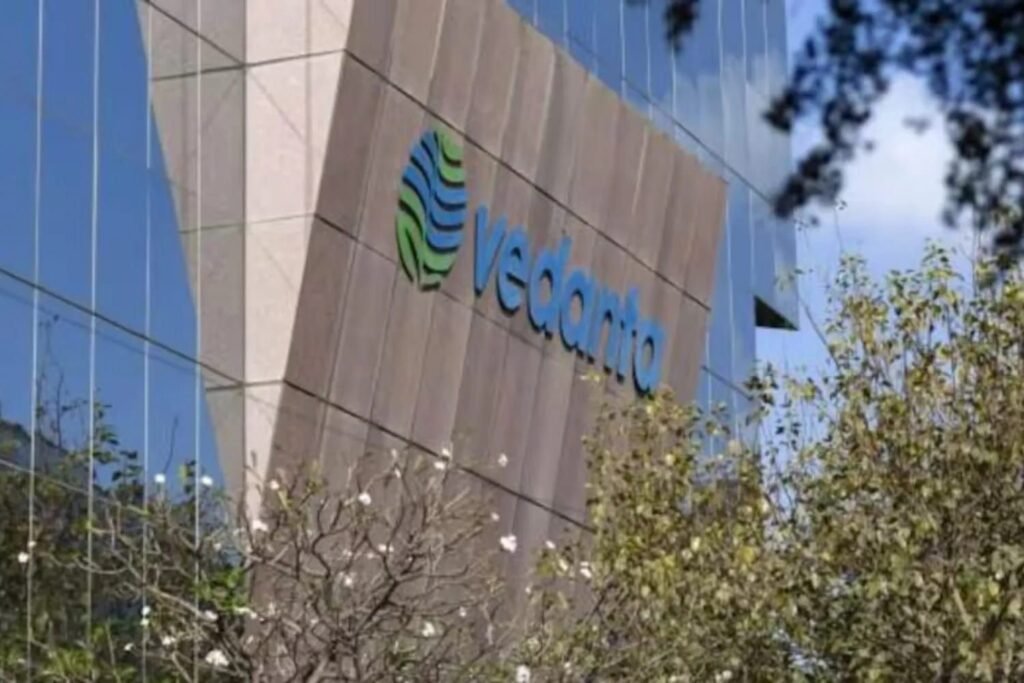 Vedanta ContributesNearly 5 Lakh Crore to Exchequer Over DecadeContributed 62,722 crore to national exchequer in FY26, its second highest-ever, representing 36% of consolidated turnover.Vedanta Group ranks among India's top 3private-sector contributors to the national exchequer kshititech