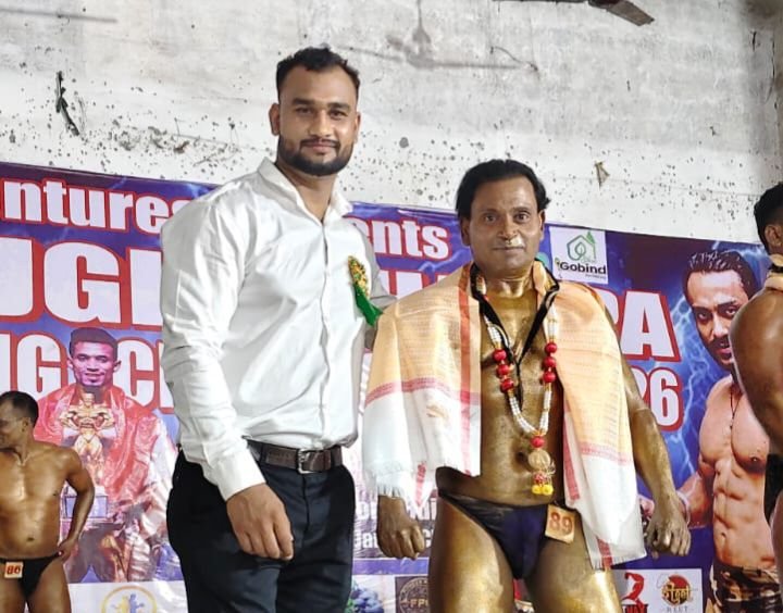 जांजगीर में आयोजित बॉडीबिल्डिंग प्रतियोगिता में बाराद्वार के अशोक यादव ने मास्टर रोल में हासिल किया पहला स्थान. कोच कमल चौबे के मार्गदर्शन में हासिल की बड़ी सफलता. फिटनेस पावर जिम बाराद्वार के विद्यार्थियों ने भी करी सहभागिता. पूरे अंचल में फिटनेस पावर जिम बनी उत्कृष्ट संस्था kshititech
