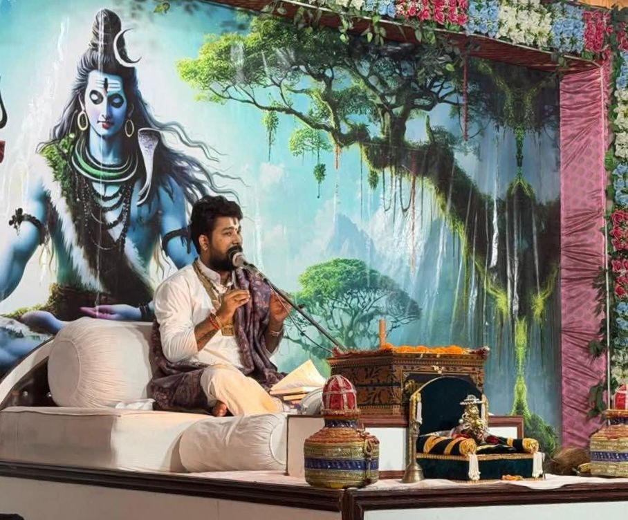 10 जून को छत्तीसगढ़ के मदकू द्वीप में हुआ विशाल संत सम्मेलन. छत्तीसगढ़ प्रदेश घर वापसी प्रमुख अंजू गबेल ने भी किया संत सम्मेलन को संबोधित. अंजू ने कहा- प्रदेश में सनातन धर्म की रक्षा के लिए लगातार प्रयासों की आवश्यकता.अवैध धनवंतरण के शिकार लोगों की हो रही घर वापसी.150 संतों की उपस्थिति में सनातन धर्म की रक्षा का लिया गया संकल्प kshititech