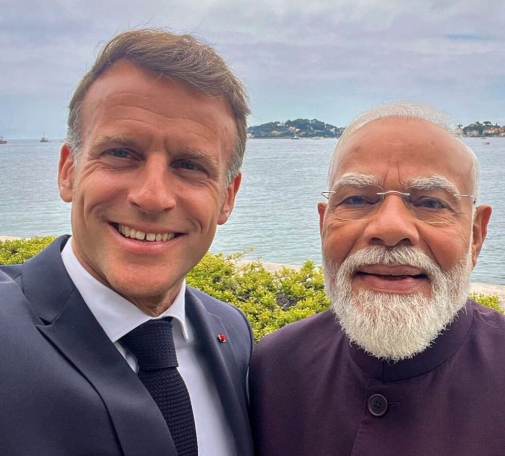 सात समंदर पार प्रधानमंत्री मोदी ने साझा की तस्वीरे-फ्रांस दौरे पर पहुंचे मोदी जी की राष्ट्रपति मैक्रो के साथ हुई मुलाकात kshititech