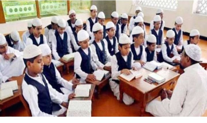 अब मदरसों में भी बायोमेट्रिक अटेंडेंस, मदरसा शिक्षा परिषद ने जारी किया आदेश. विद्यार्थियों की दैनिक उपस्थिति अब होगी बायोमेट्रिक अब मदरसों में भी बायोमेट्रिक अटेंडेंस, मदरसा शिक्षा परिषद ने जारी किया आदेश. विद्यार्थियों की दैनिक उपस्थिति अब होगी बायोमेट्रिक kshititech
