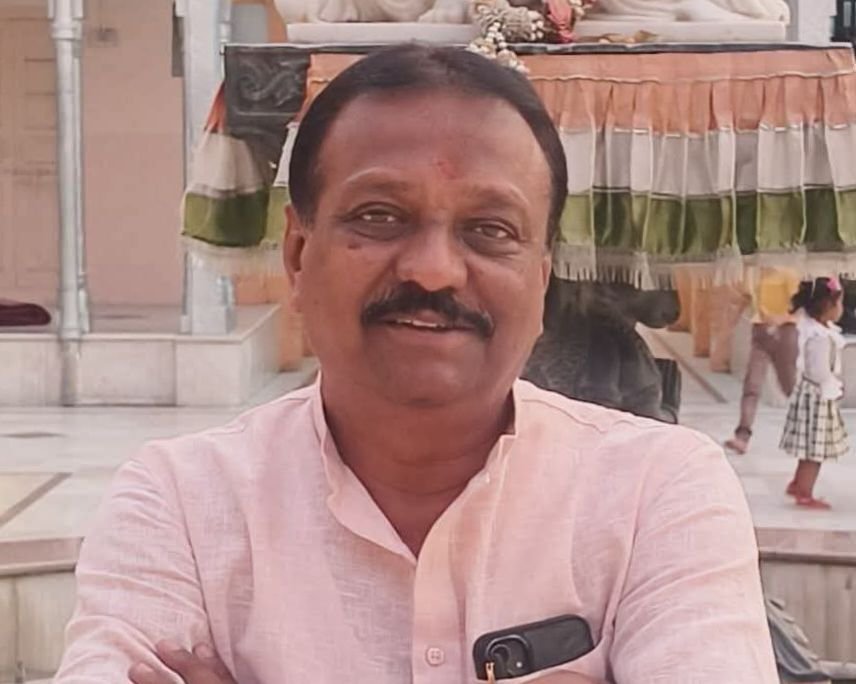बंद हो एथेनॉल युक्त पेट्रोल की बिक्री-कांग्रेस नेता कन्हैया अग्रवाल ने कहा-एथेनॉल पेट्रोल से गाड़ियां बन रही कबाड़. जनता के साथ धोखा.देश में मंडरा रहा जल संकट अपनों के बिजनेस को चमकाने का चल रहा खेल. 1 लीटर इथेनॉल बनाने में होगा 3000 लीटर पानी स्वाहा kshititech