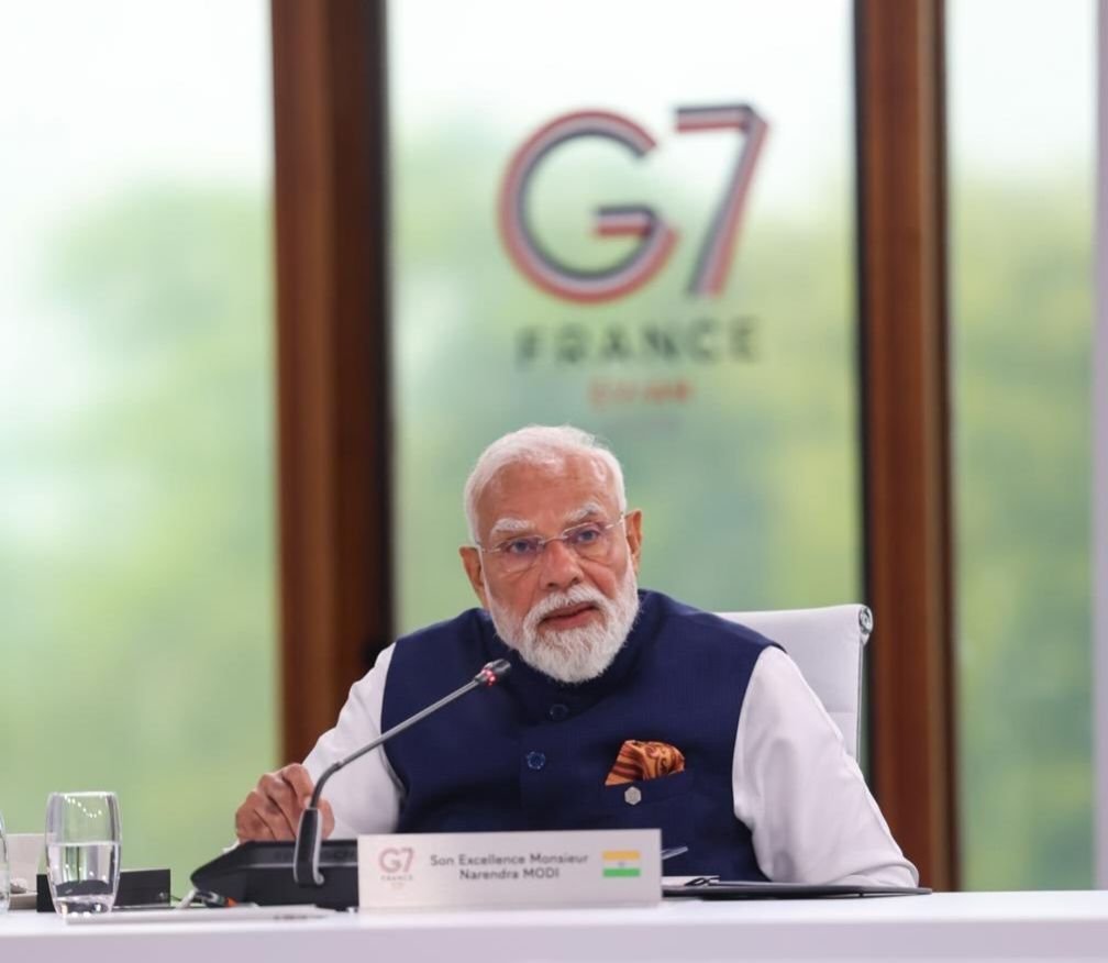 G7 समिट में पहुंचे प्रधानमंत्री मोदी ने कहा- भारत ने हमेशा मानवता सर्वोपरि के दृष्टिकोण को है अपनाया. समिट को संबोधित कर रहे थे मोदी जी kshititech