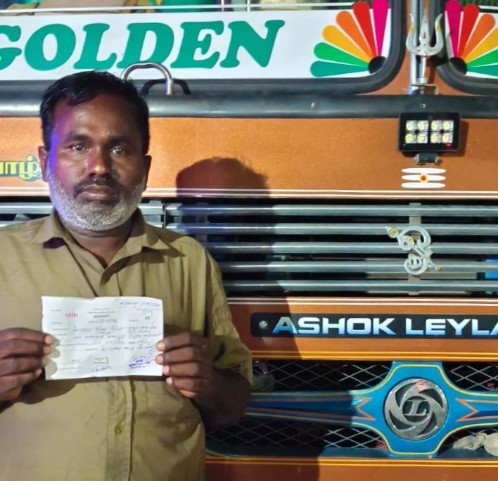 पुलिस के नियमों को मजाक बनाने वाले वाहन चालक के खिलाफ ₹2500 का जुर्माना। शहर के अंदर नो एंट्री में घुसा दी अपनी गाड़ी. यातायात प्रभारी ने कहा- जारी रहेगी ऐसी कार्रवाई. शक्ति शहर में रात 8:00 बजे से सुबह 8:00 बजे तक भारी वाहनों का प्रवेश है प्रतिबंधित पुलिस के नियमों को मजाक बनाने वाले वाहन चालक के खिलाफ ₹2500 का जुर्माना। शहर के अंदर नो एंट्री में घुसा दी अपनी गाड़ी. यातायात प्रभारी ने कहा- जारी रहेगी ऐसी कार्रवाई. शक्ति शहर में रात 8:00 बजे से सुबह 8:00 बजे तक भारी वाहनों का प्रवेश है प्रतिबंधित kshititech