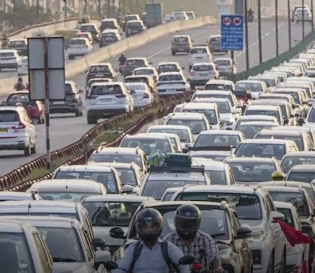 दिल्ली में बंद होने वाली है इन गाड़ियों की एंट्री, चेक कर लीजिए डिटेल. Bs6 से पुराने कमर्शियल वाहनों की 1 नवंबर 2026 से एंट्री होगी बंद दिल्ली में बंद होने वाली है इन गाड़ियों की एंट्री, चेक कर लीजिए डिटेल. Bs6 से पुराने कमर्शियल वाहनों की 1 नवंबर 2026 से एंट्री होगी बंद kshititech