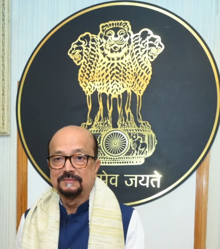 गिरते भू जलस्तर से चिंतित हैं राज्य के राज्यपाल महोदय-शक्ति जिले के अधिकारियों से सीधी चर्चा की महामहिम ने.जल संरक्षण. वाटर हार्वेस्टिंग को लेकर प्रभावशाली प्रयास करने पर की लंबी चर्चा. रेनवाटर हार्वेस्टिंग को पीएम आवास एवं सरकारी भवनों के निर्माण में अनिवार्य क्रियान्वयन पर दिया जोर kshititech
