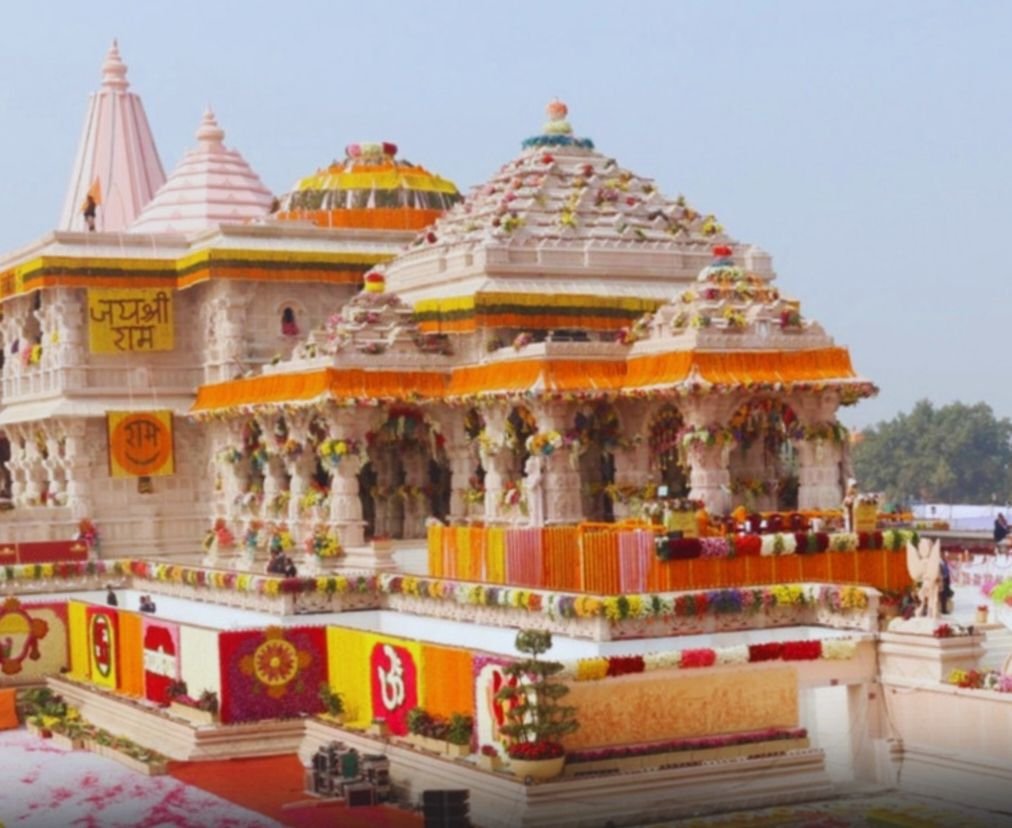 बड़ी खबर- अयोध्या के राम मंदिर चढ़ावा चंदा चोरी मामले में आठ लोगों पर दर्ज हुई पुलिस थाने में एफ आई आर. 7 जून से 25 जून तक क्या हुआ पूरे मामले का घटनाक्रम. जानिए विस्तार से. राम जन्मभूमि कोतवाली में दर्ज हुआ मामला kshititech