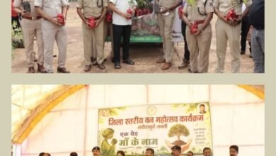 सरदार वल्लभभाई पटेल की 150वीं जयंती पर जिला पुलिस शक्ति ने करी एक अनुकरणीय पहल- एकता वृक्षारोपण अभियान के तहत किया सघन वृक्षारोपण. पुलिस प्रशासन. वन विभाग सहित जन प्रतिनिधि रहे मौजूद. एसपी ठाकुर ने कहा सिर्फ वृक्ष लगाना ही पर्याप्त नहीं उसे संरक्षण देने की है आवश्यकता. नगर पालिका अध्यक्ष श्यामसुंदर अग्रवाल ने भी किया वृक्षारोपण kshititech